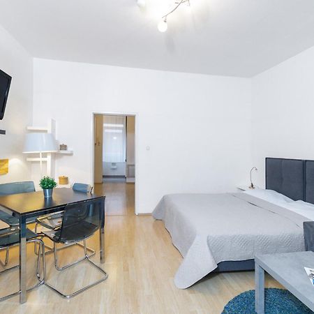 וינה Apartment Mandlgasse I Contactless Check-In מראה חיצוני תמונה