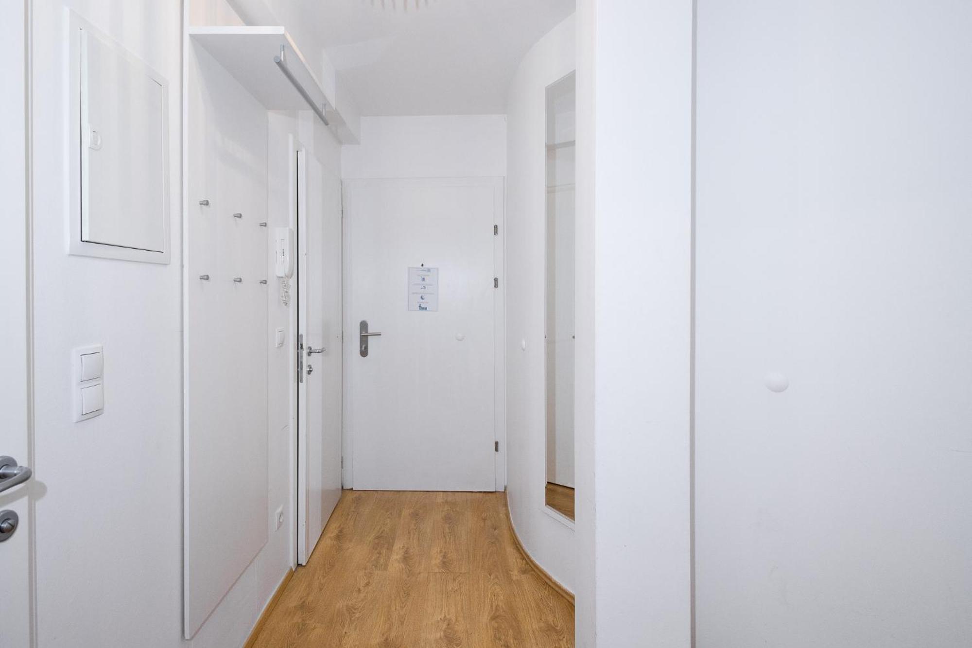 וינה Apartment Mandlgasse I Contactless Check-In מראה חיצוני תמונה