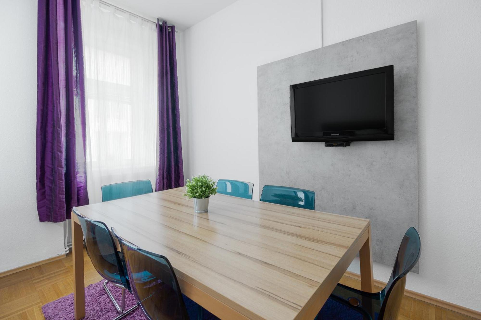 וינה Apartment Mandlgasse I Contactless Check-In מראה חיצוני תמונה