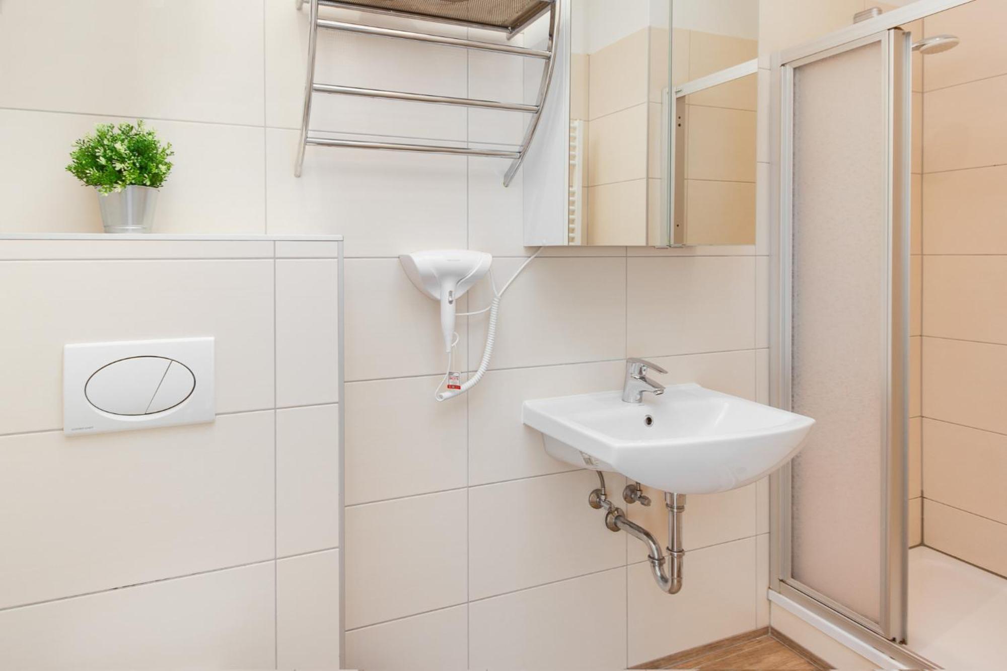 וינה Apartment Mandlgasse I Contactless Check-In מראה חיצוני תמונה